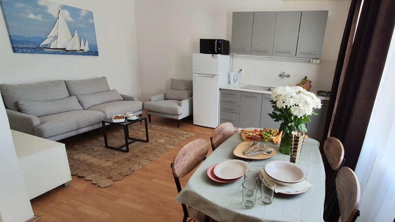 Apartmani Masline Jasenice  Exterior photo